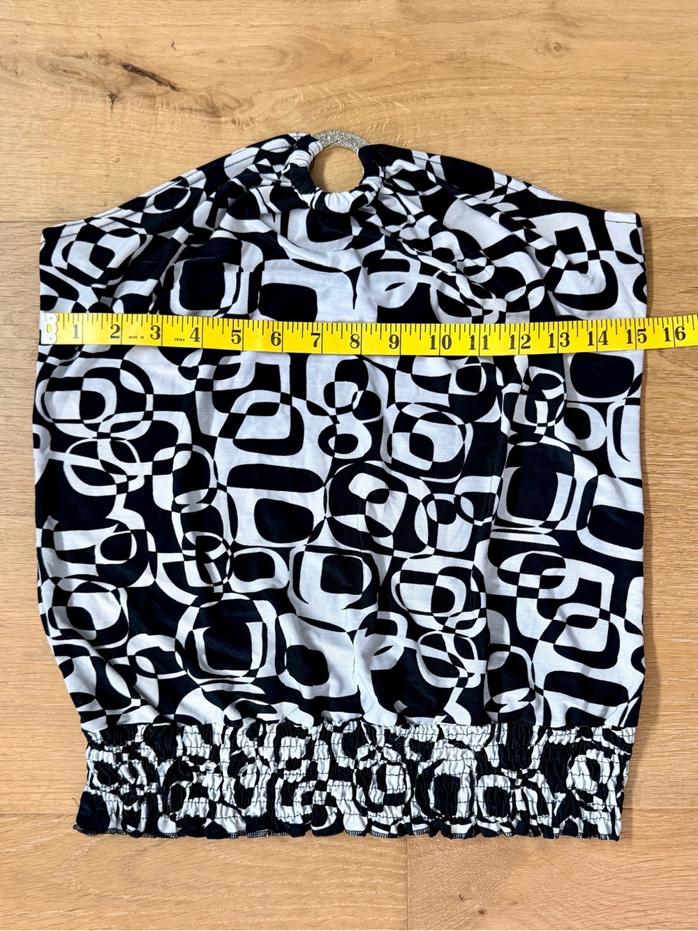 VTG EVE Y2K Op-Art Geometric Tube Top Black White Smocked Hem Ring Loop Wm Large - Picture 6 of 7